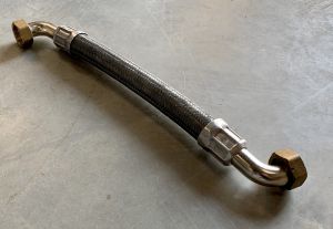 084. Flexible hose
