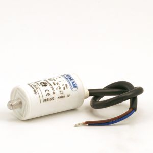 002B. Capacitor 4uF 450V