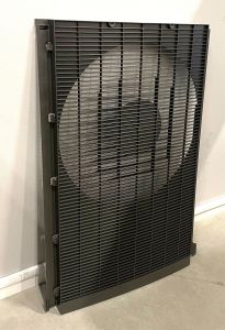 121. Front grille C2