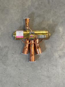 006C. Fyrvägsventil STF-0316G3